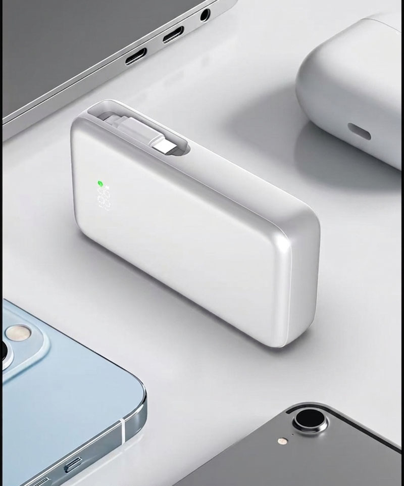 White AJ07 retractable cable power bank product view